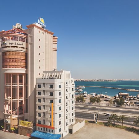 Happy Days Hotel Manama Eksteriør bilde