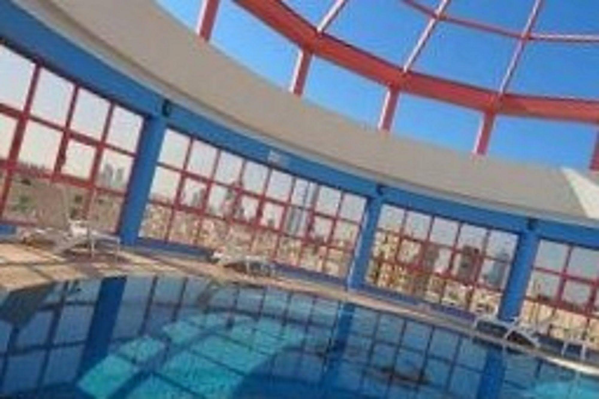 Happy Days Hotel Manama Eksteriør bilde